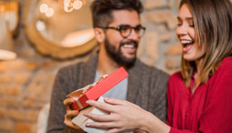 Find den perfekte valentinsgave til ham i år - 10 romantiske gaveideer
